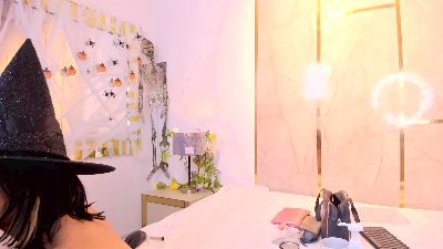 TylerBloom webcam cam4 model stream image