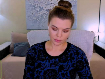 Audreyy webcam model stream image