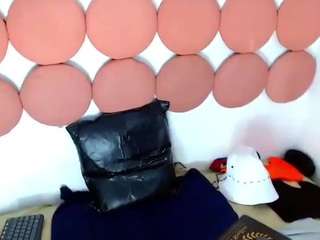 juliianwolf webcam model stream image