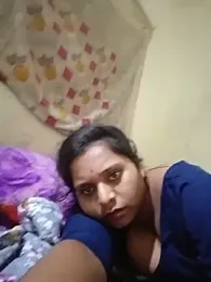 Priyasfhhc webcam stripchat model stream image