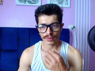 Taylor Stele webcam model stream image