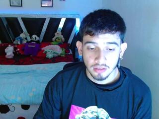 Dante Whitee webcam model stream image