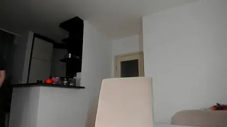 MiaMews webcam model stream image