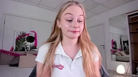 MiaMews webcam stripchat model stream image