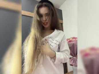 YourLadyyy webcam bongacams model stream image