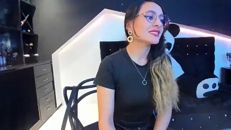 Coral_Gibson webcam model stream image