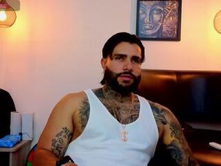 Apolo Rousse webcam model stream image