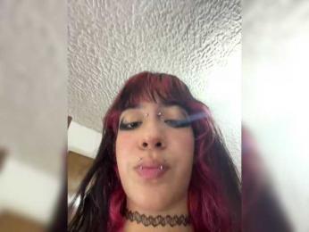 Valen2you webcam model stream image