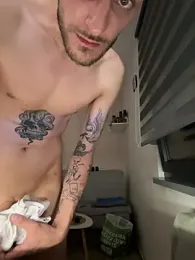 skinnytwink2008 webcam model stream image