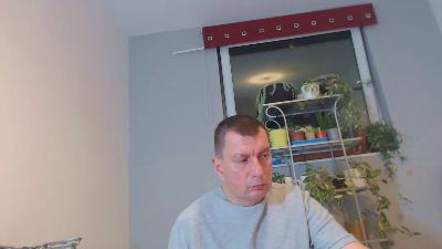 notarealman2025 webcam model stream image