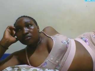 cutyleila webcam model stream image