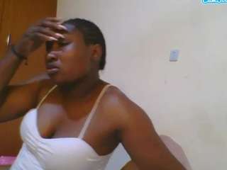 cutyleila webcam model stream image