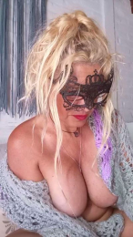 luli70hot webcam model stream image