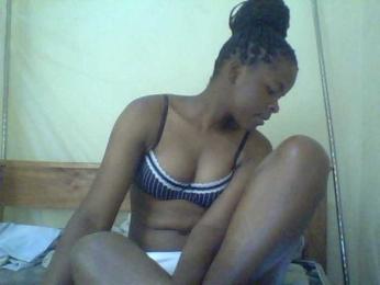 Cute-lizah webcam model stream image