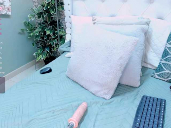 julietaevanns webcam model stream image