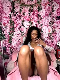 mismialove webcam model stream image