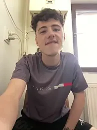 denysio89 webcam stripchat model stream image