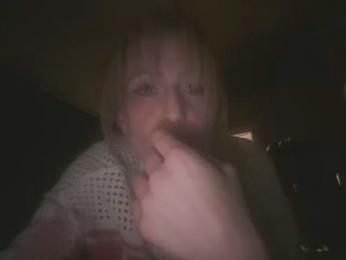 8Cake webcam model stream image
