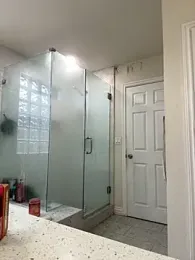 El_Gizmo webcam model stream image