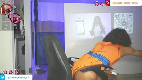 DakotaRosee webcam model stream image