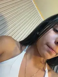 Lilybeeth webcam stripchat model stream image