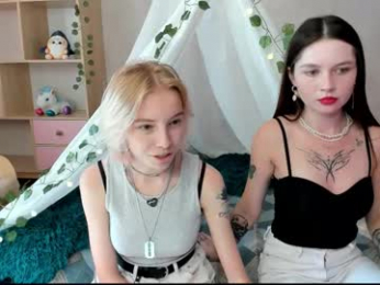 pink_lila18 webcam model stream image