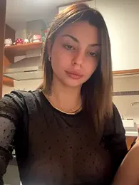 Noeliagglow webcam model stream image