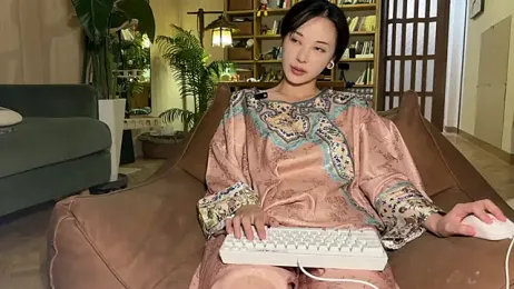 meowLili webcam model stream image