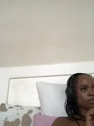 LuciousLips96 webcam model stream image