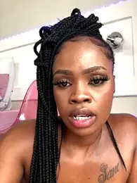 LuciousLips96 webcam model stream image