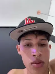 Adam_Loveee webcam model stream image