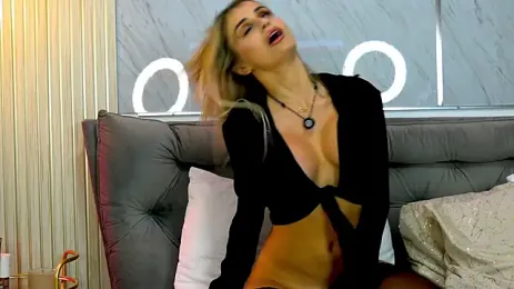 MiaCharm webcam stripchat model stream image