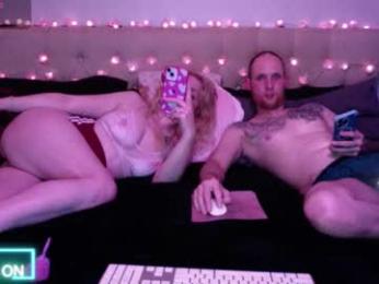doublesuble webcam model stream image