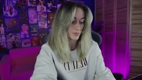 RebeccaMartinez webcam stripchat model stream image