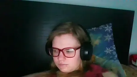 Moonolighta webcam model stream image