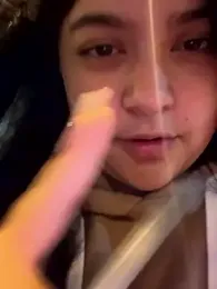 Khloekiss webcam model stream image