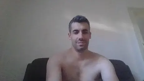 JulioIsHere4you webcam model stream image