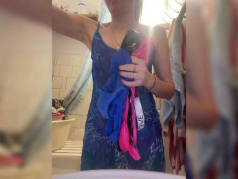 NeZabudka- webcam model stream image