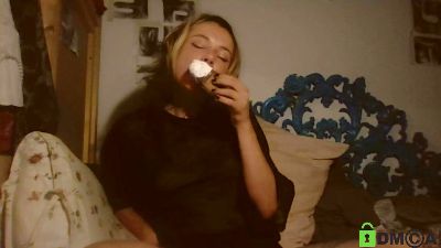 SpacerWoman webcam cam4 model stream image