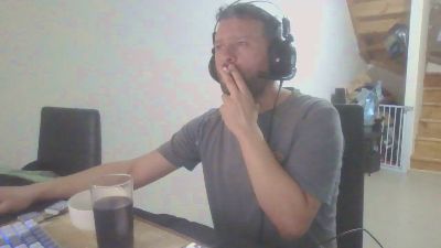 Giingz22 webcam model stream image