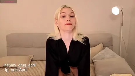 MyApril webcam model stream image