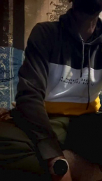 Kinhos2 webcam model stream image