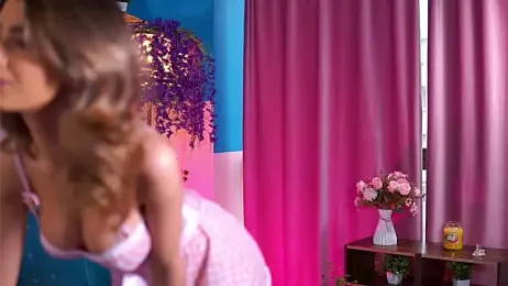 TheAyana webcam model stream image