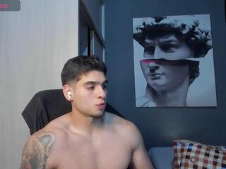 Nicolas Dwayne webcam model stream image