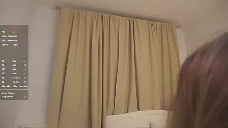 HoneyRay webcam stripchat model stream image