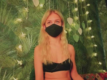 Meeeeow webcam model stream image