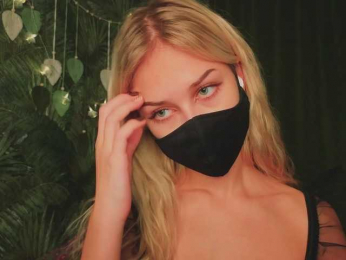 Meeeeow webcam bongacams model stream image