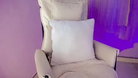 __18Angel__ webcam model stream image