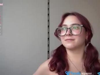 dakittyx webcam model stream image