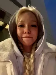 babydolll webcam model stream image